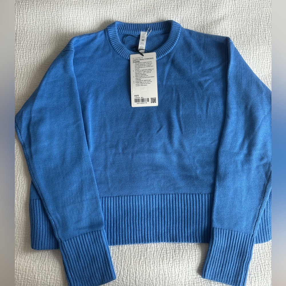 Cashlu Boxy Crewneck Sweater - new with tags!